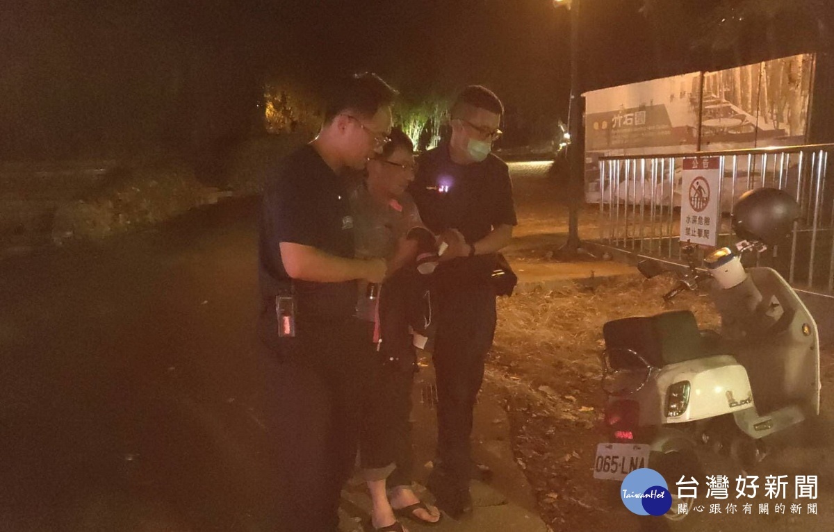 集集分局日月潭派出所員警緊急救助意圖輕生民眾,成功防止憾事發生。