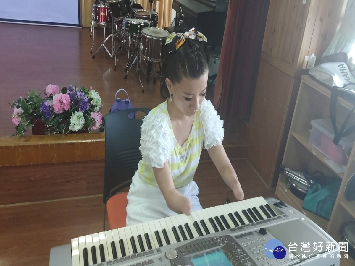 折翼天使校園分享生命故事 期勉學童勇敢活出自我