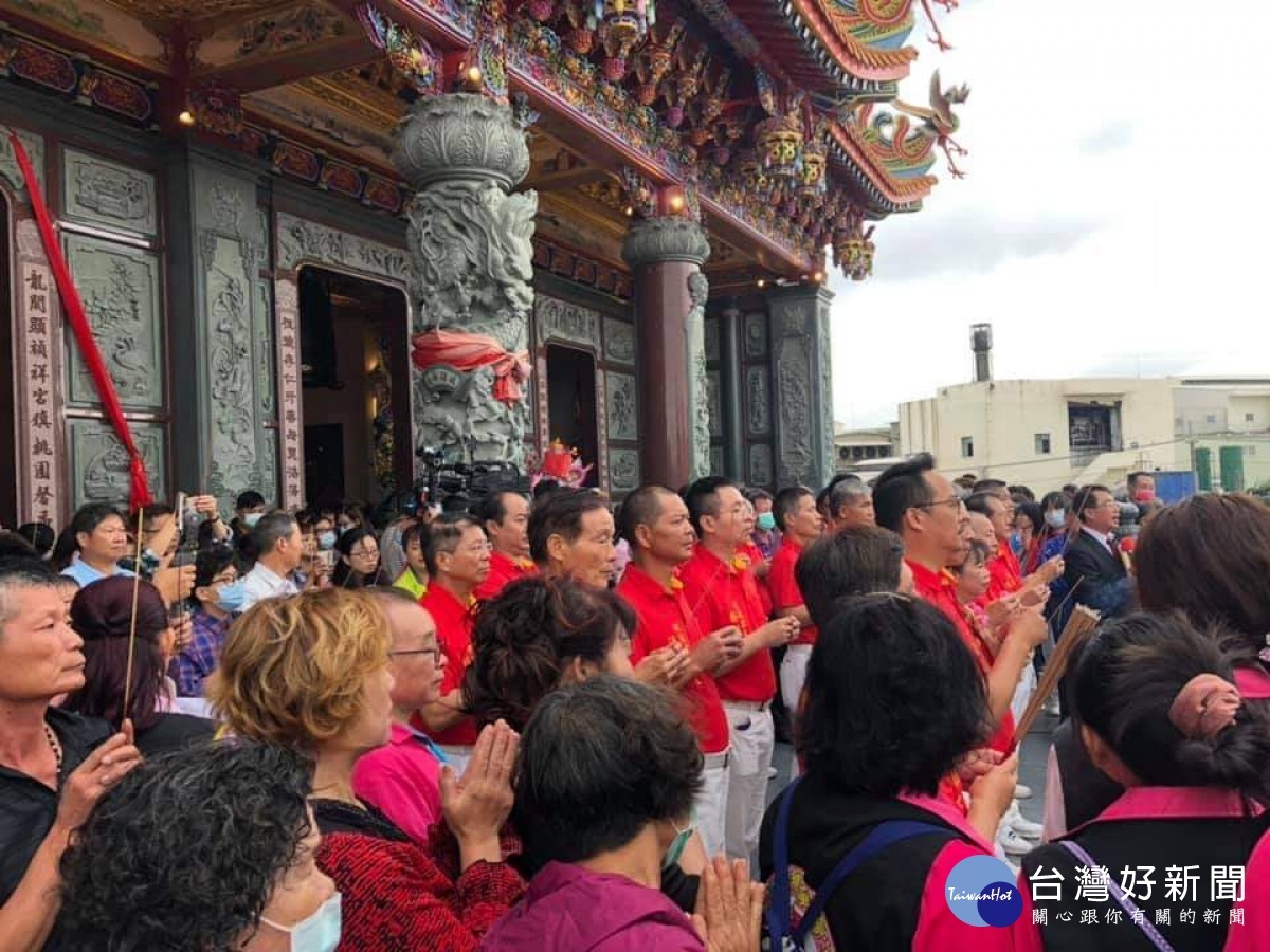 桃園龍德宮四媽祖入厝 地方士紳參與冠蓋雲集