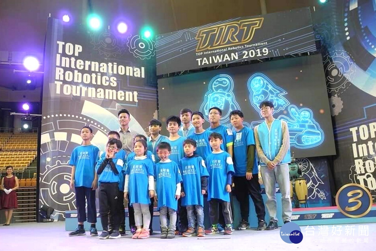 新創團隊覓謎爾科技帶領學生參加2019亞洲機器人運動競技大賽榮獲多項佳績。