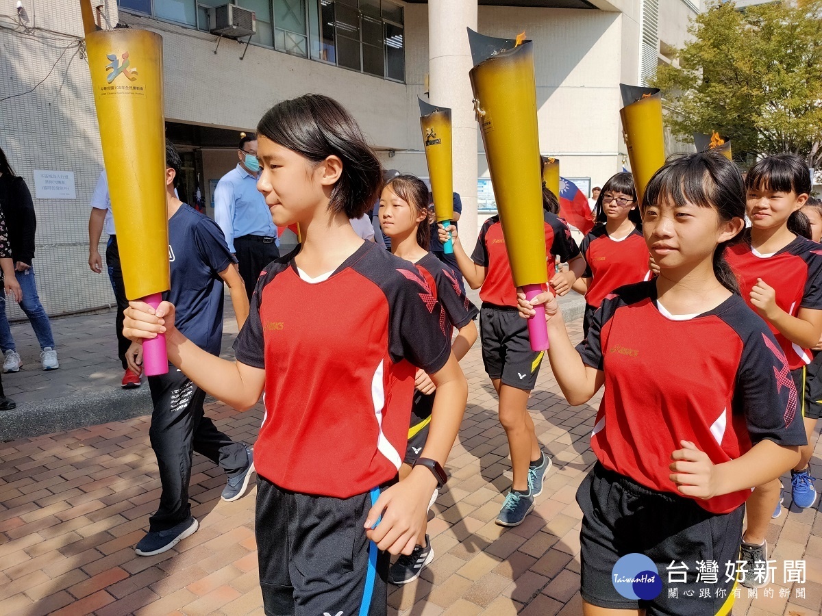 109年全民運動會聖火到彰化聖火交接。圖/記者鄧富珍攝