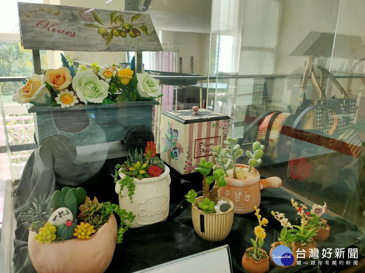 「109年臺灣女孩日-美力社造‧共融美好」成果展。圖/記者鄧富珍攝
