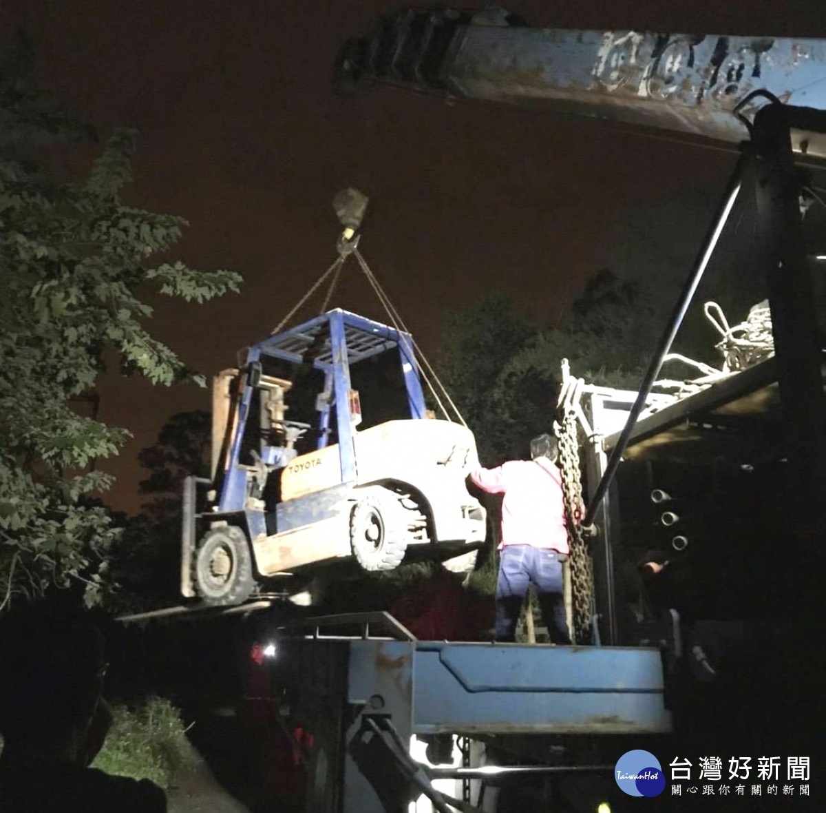 心繫民眾生財工具,楊梅警查獲失竊堆高機。
