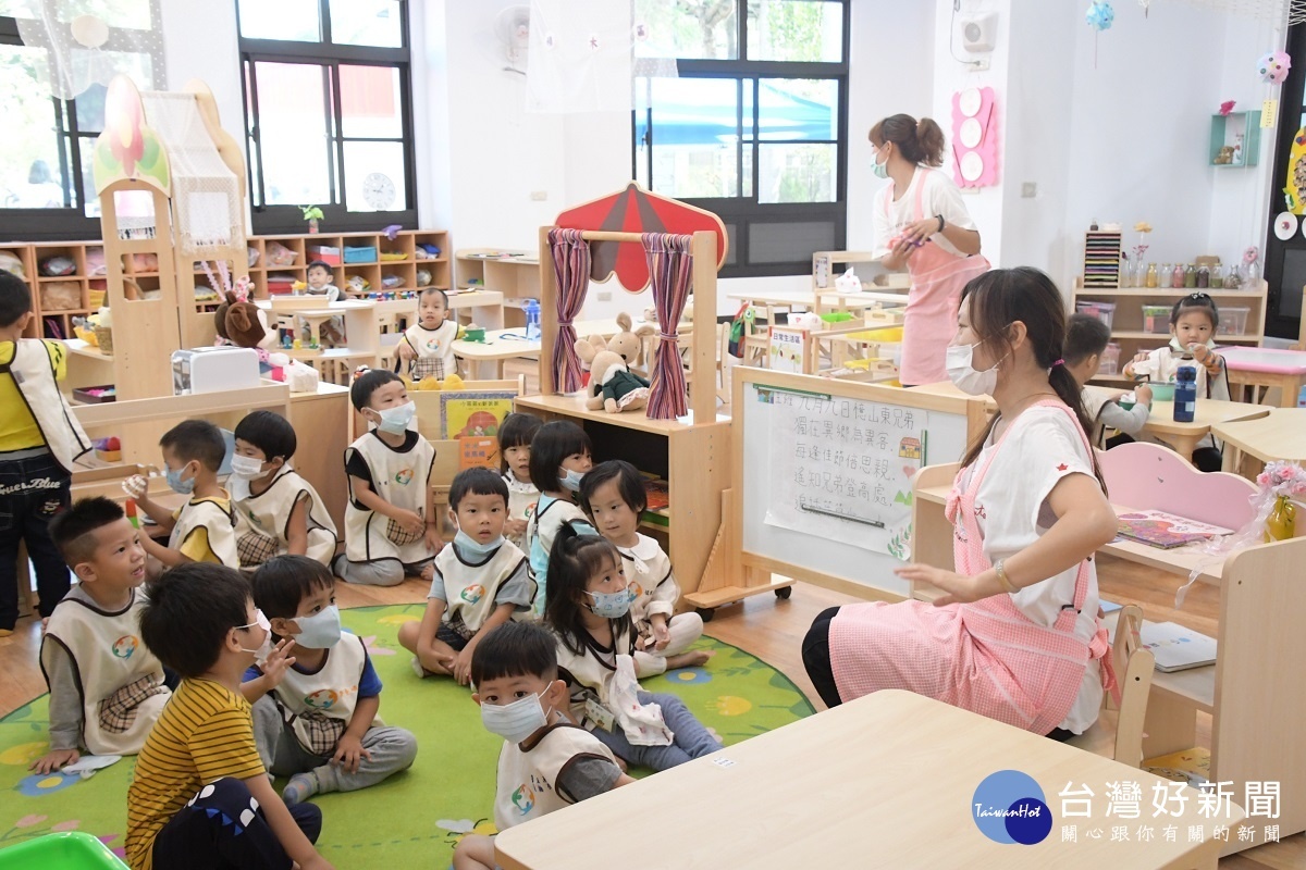 幼稚園小朋友念書的場域。