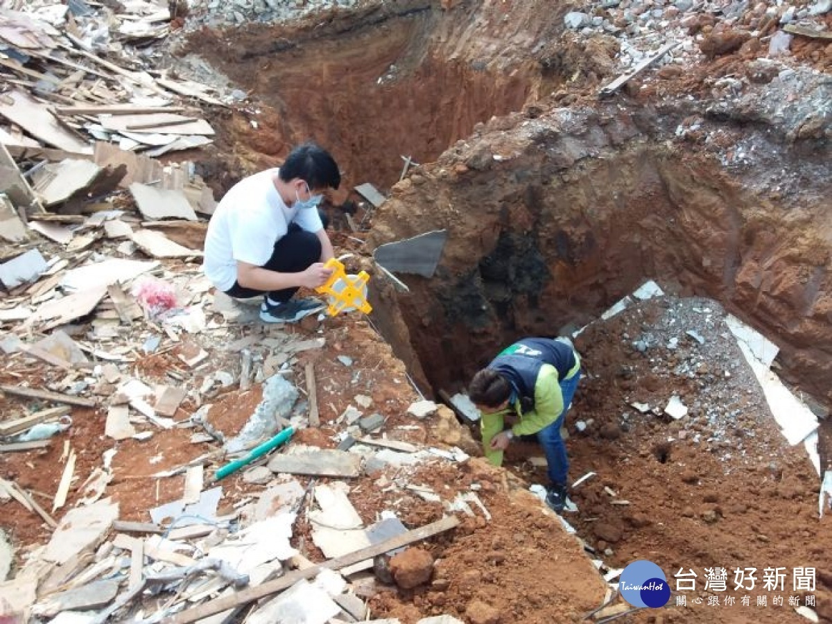 環保局打擊環保不法案件不遺餘力，聯手查獲不法廢棄物棄置。