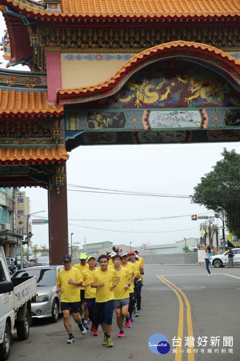 地質長跑團,一路從紫南宮跑到松柏嶺受天宮