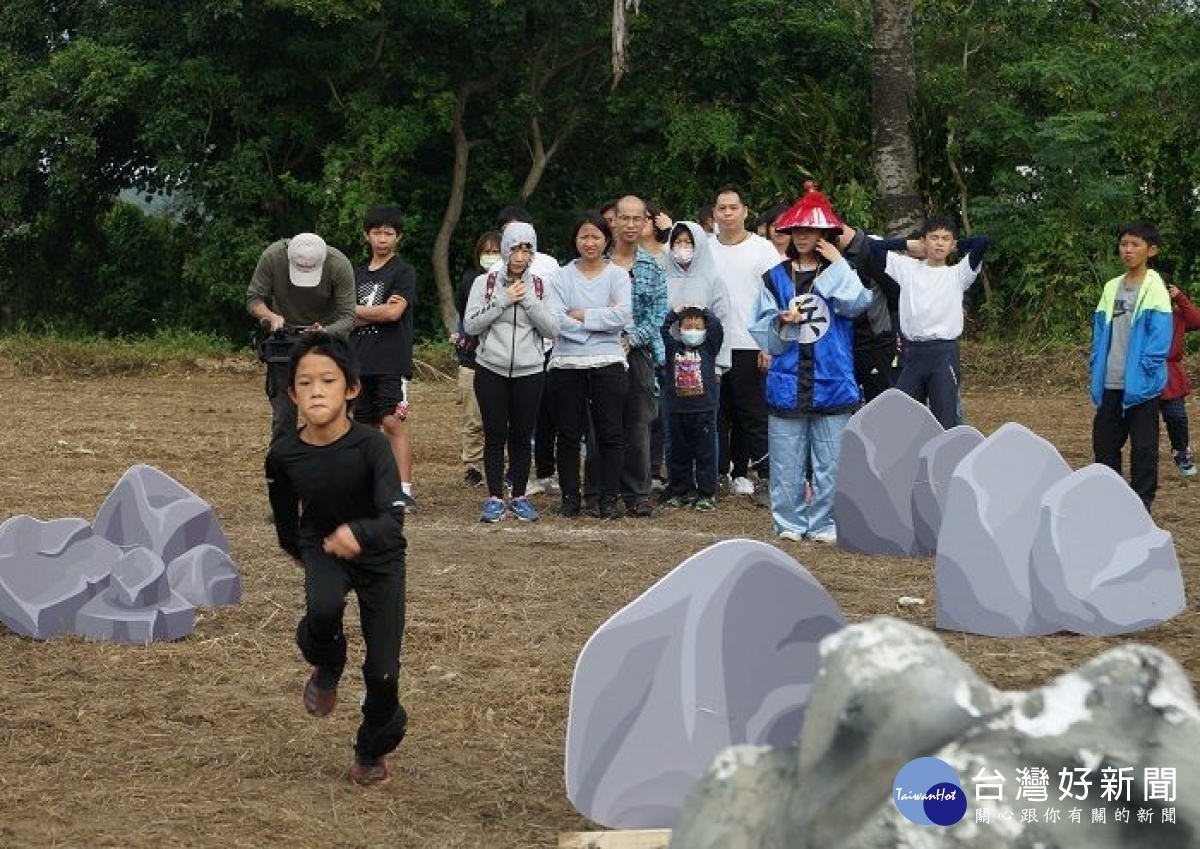 民眾透過真人實境RPG戰役競技關卡，體驗義勇軍英勇抗戰的歷史過往。