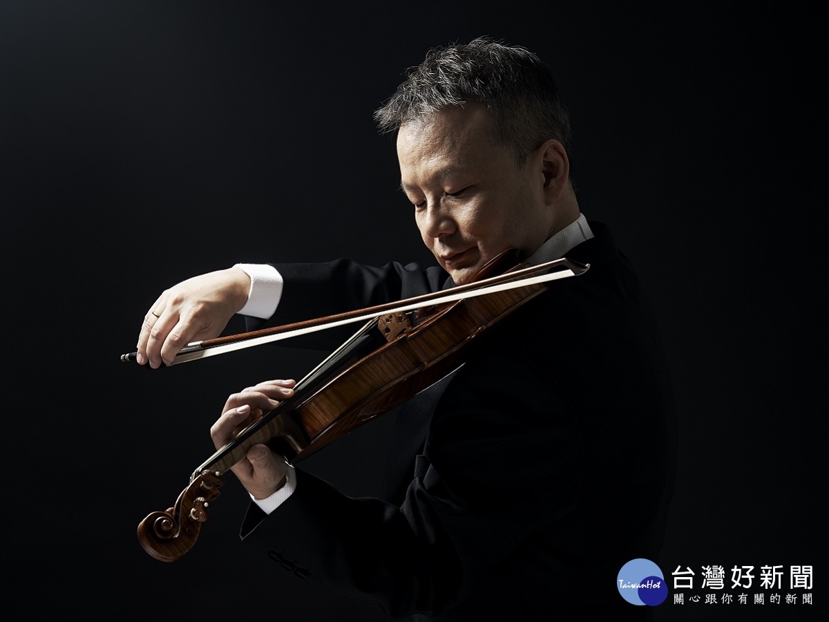 小提琴家曾耿元將出演12月13日《情弦深戲》音樂會。