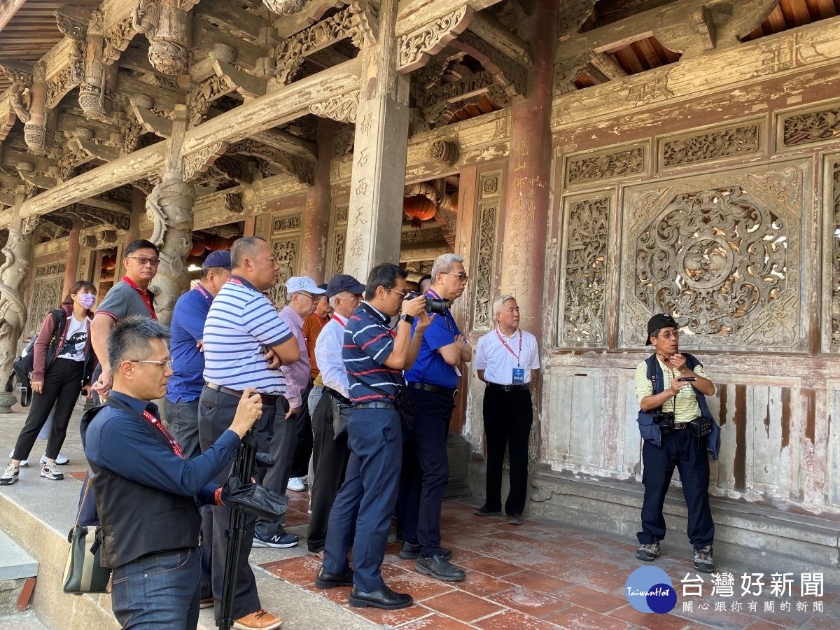 台灣國際郵輪協會理事長吳勛豐等28名會員應縣政府及台中港務分公司邀請,到彰化踩線。圖/彰化縣政府提供