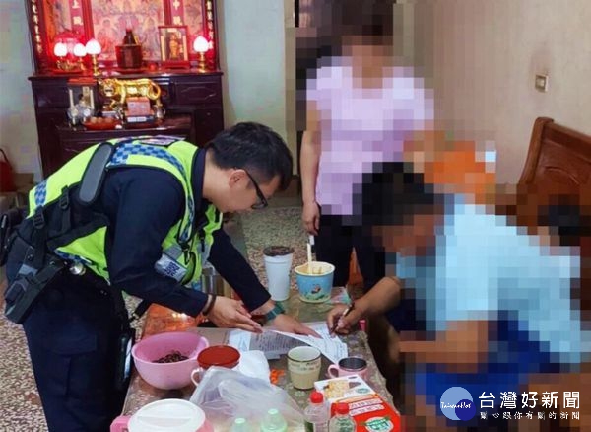 北港警分局長顏偉丞肯定水林分駐所員警,積極動員協助民眾尋找失蹤少年;所幸少年隔日自行返家,家屬亦相當感激警方的關心與援助。
