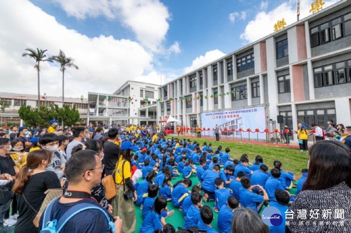 市長鄭文燦期許樂善國小未來成為大坪頂地區的指標學校,市府也將給予樂善國小更大的支持。