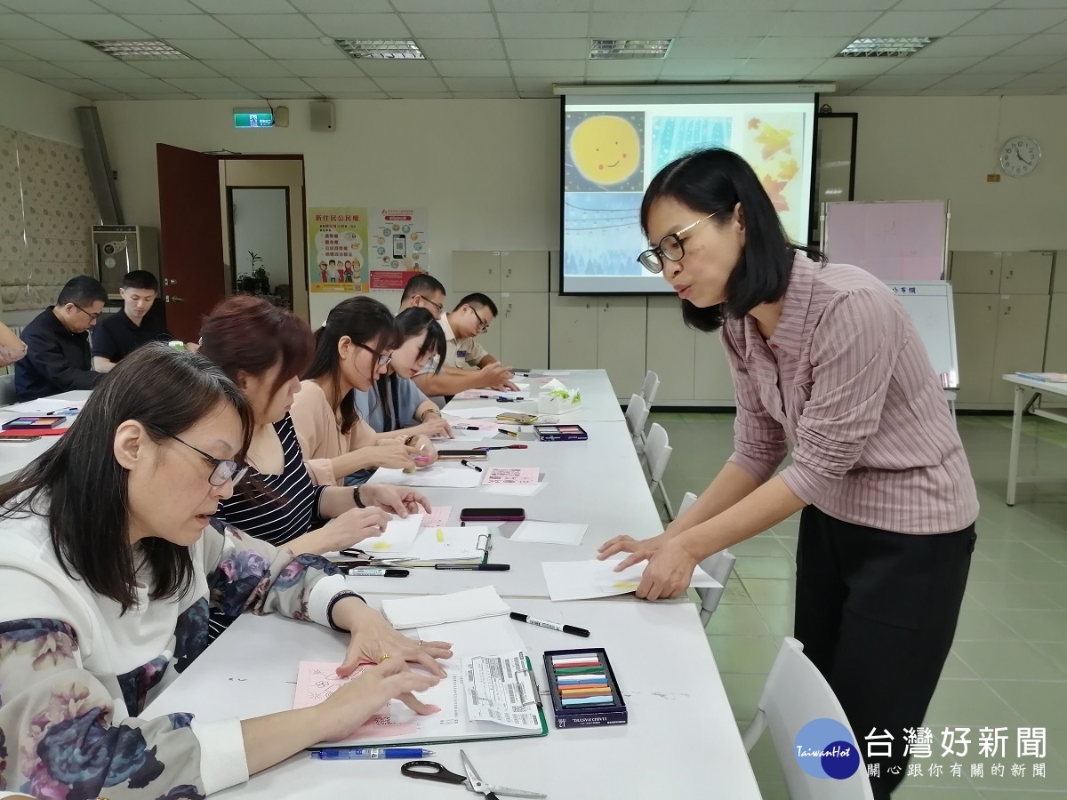 彰化榮服處舉辦心理健康講習，提升員工職場能量。圖／彰化榮民處提供