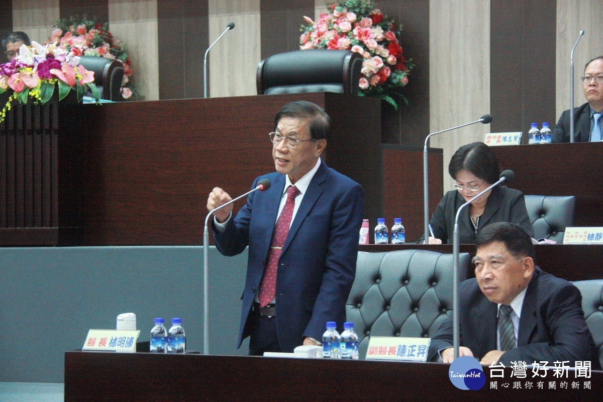 林明溱說學校一旦被查出使用萊豬產製品即撤換校長。(記者扶小萍攝)