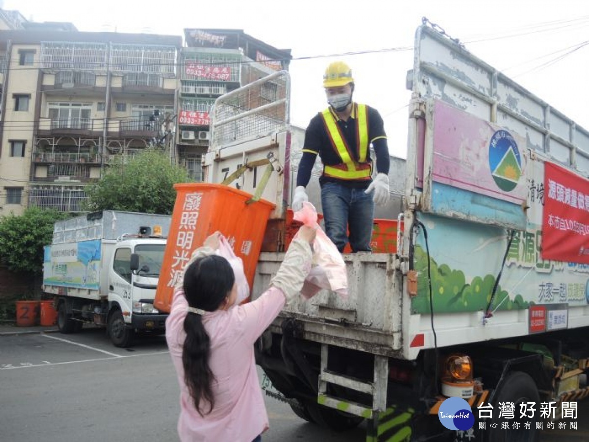 桃園市環保局109年度清潔隊員公開甄選,歷經體試、筆試兩階段測驗後,錄取結果出爐
