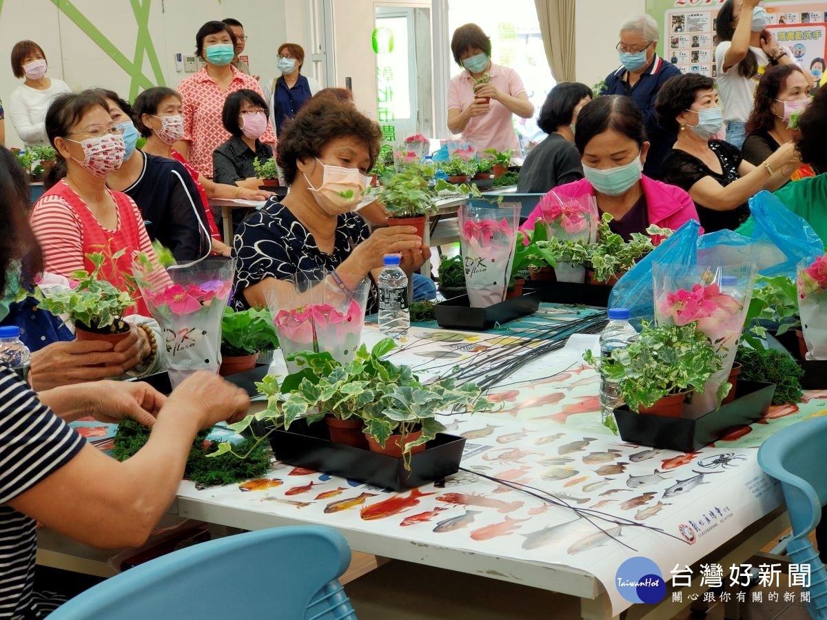 彰化縣綠美化園藝治療活動第2場於彰化市農會登場。圖／記者鄧富珍攝