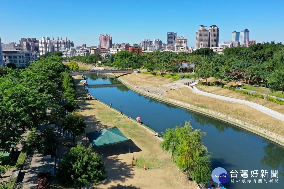 允將建設將於國光自辦重劃區內推出新案，位於康橋河岸首排，享有市中心難有的優質生活條件。