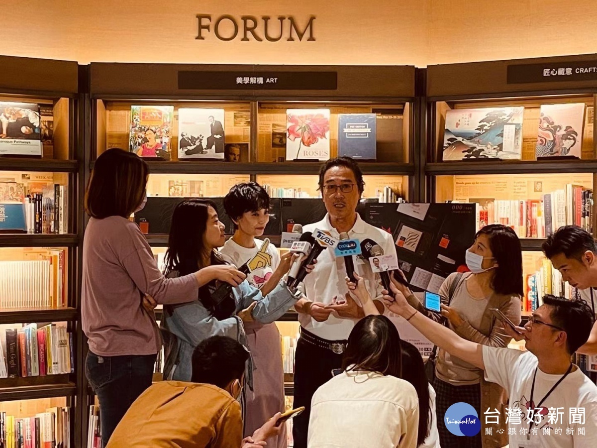 記者會現場趙樹海對於此次的藝術發表侃侃而談,提醒大家生命不要空過。