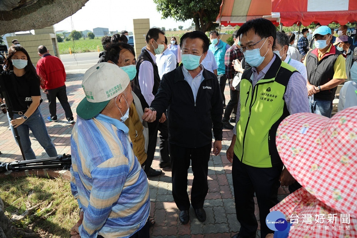 陳吉仲視察停灌補償情形／陳致愷翻攝