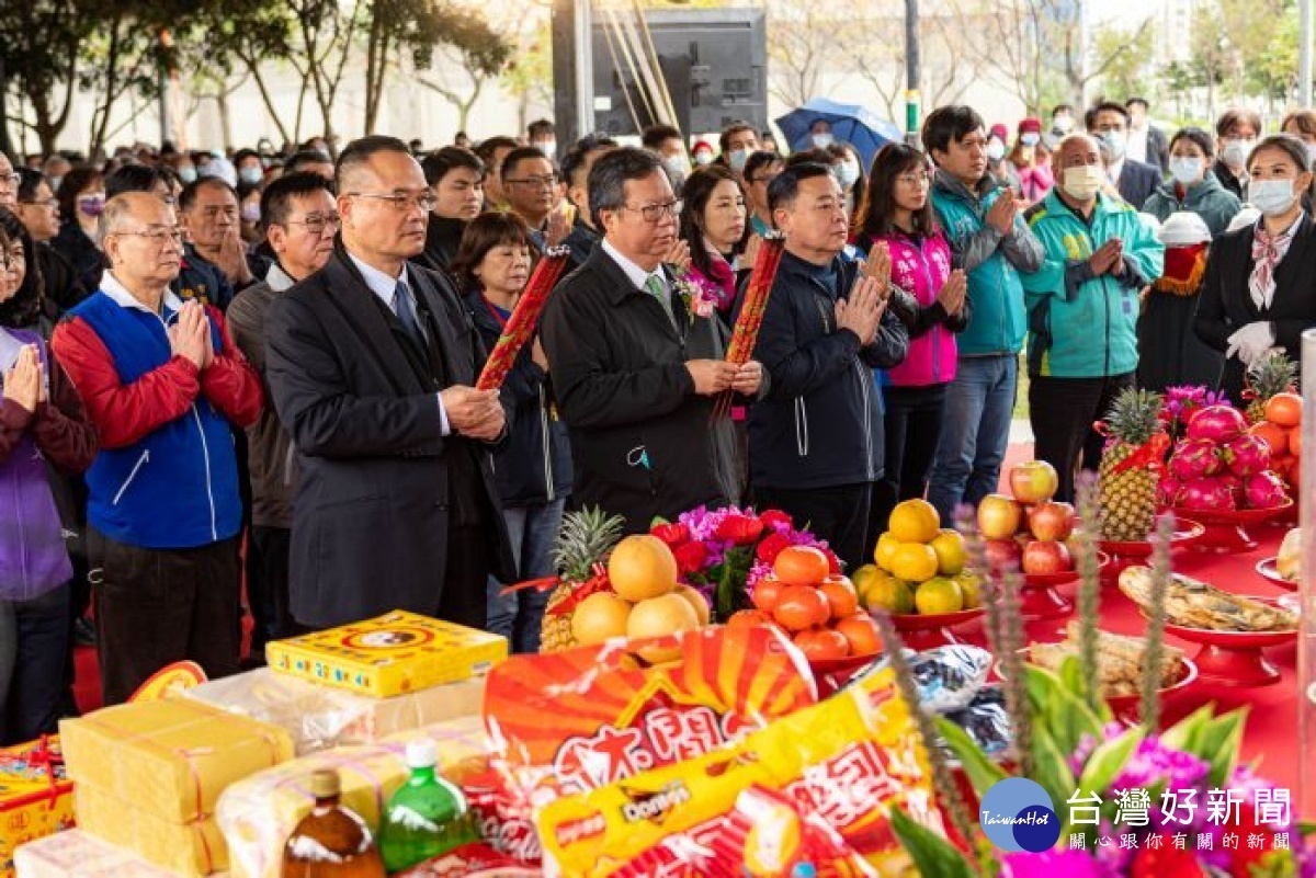 市長祈求工程順利