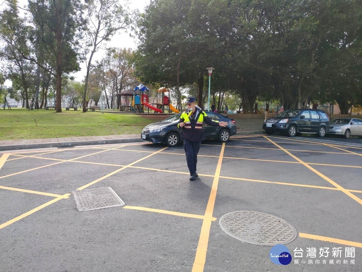 110年元旦升旗典禮暨健走活動,楊梅警交通疏導措施