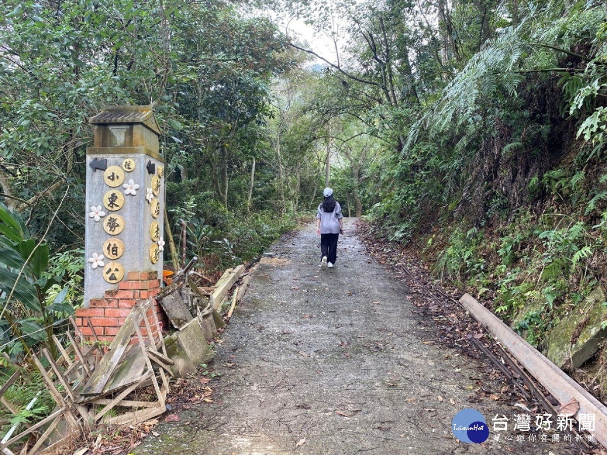 新店社區自然生態豐富，搭配仙山風景區、仙山古道、錫隘古道、向東排古道等，是許多民眾休憩的主要去處。（圖／記者王丰禾攝）