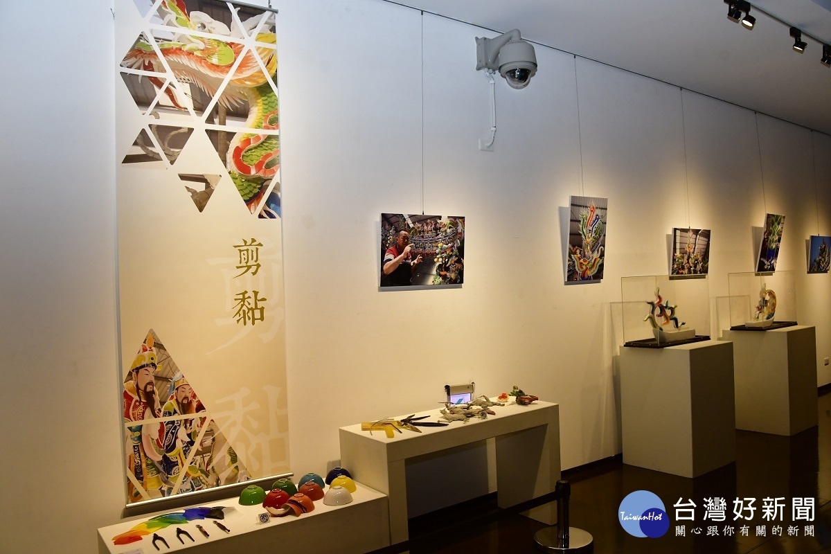 廟頂上的耀眼人生-陳篡地回顧展。圖／彰化縣政府提供