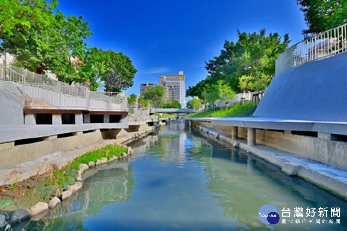 形塑都市水路新風貌　柳川藍帶水岸綠廊