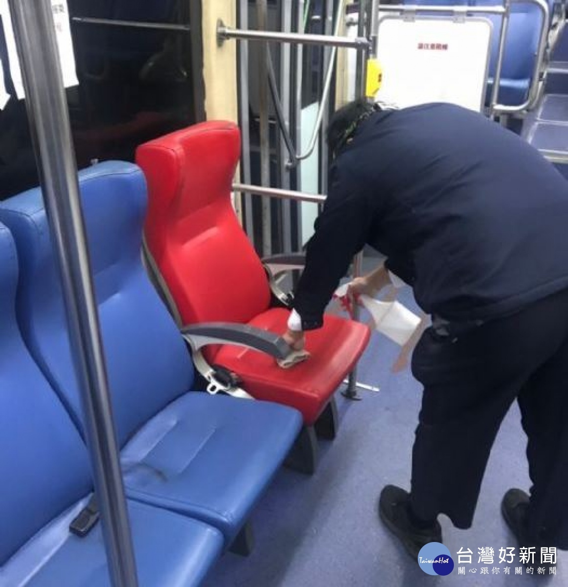 桃市公車每日消毒,請民眾安心搭乘