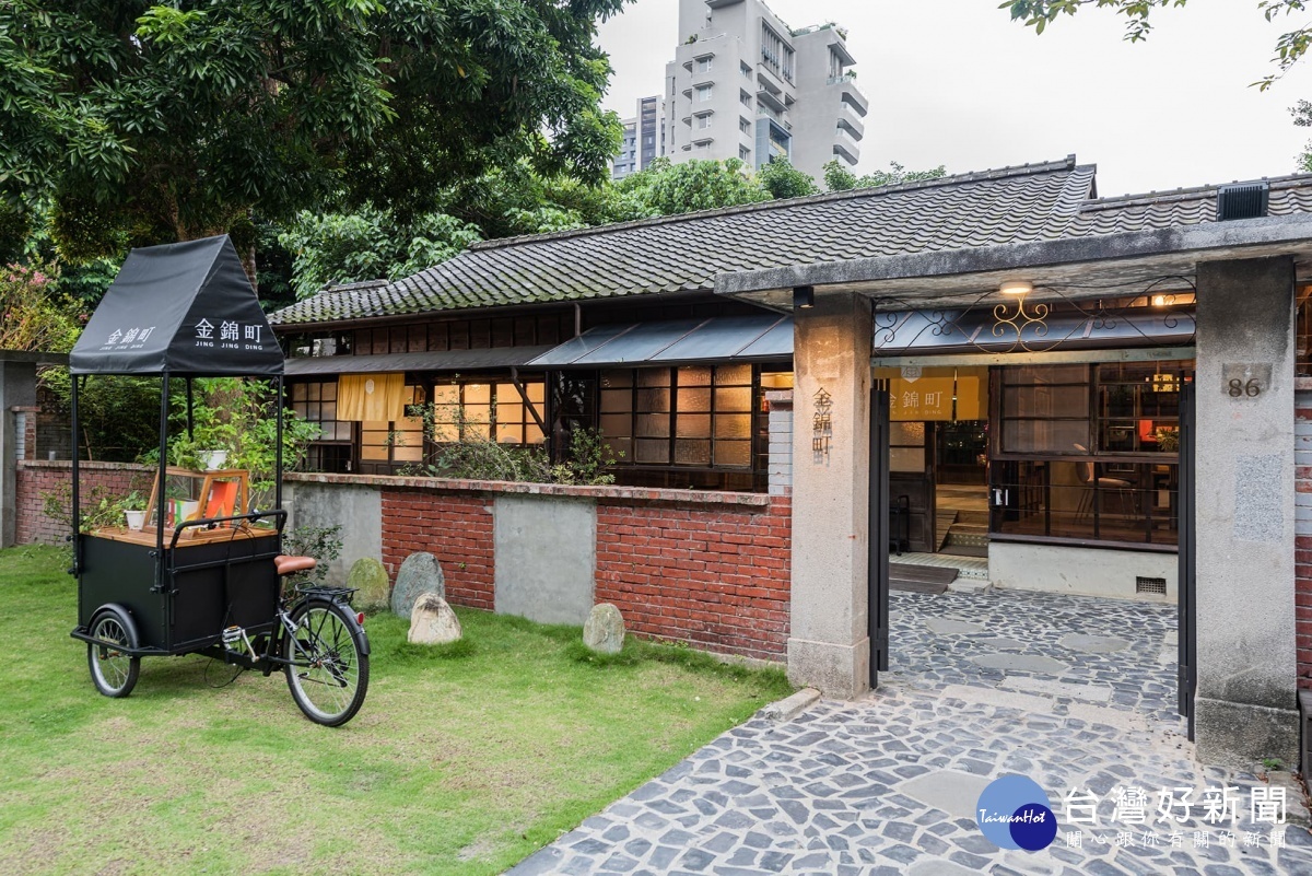 金錦町伴手禮老屋茶館。