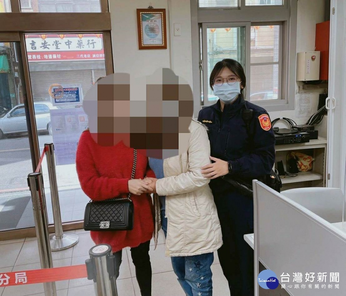 年節尋親卻迷途,暖警關懷助團圓