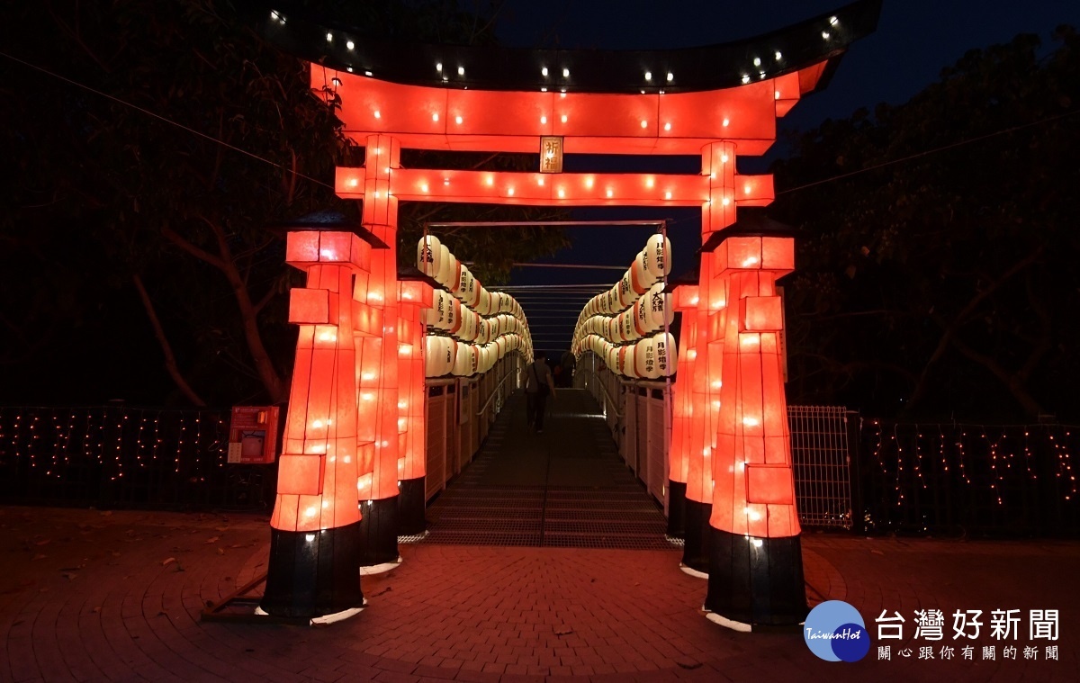 日本島居燈飾。圖／彰化縣政府提供