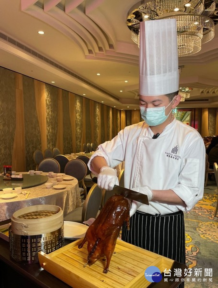 北港朝聖酒店「晶粵軒港式飲茶」自去年底開幕至今好評不斷，打響「雲林鄉親最愛港點」名號，特推出38姊妹節限定優惠活動。