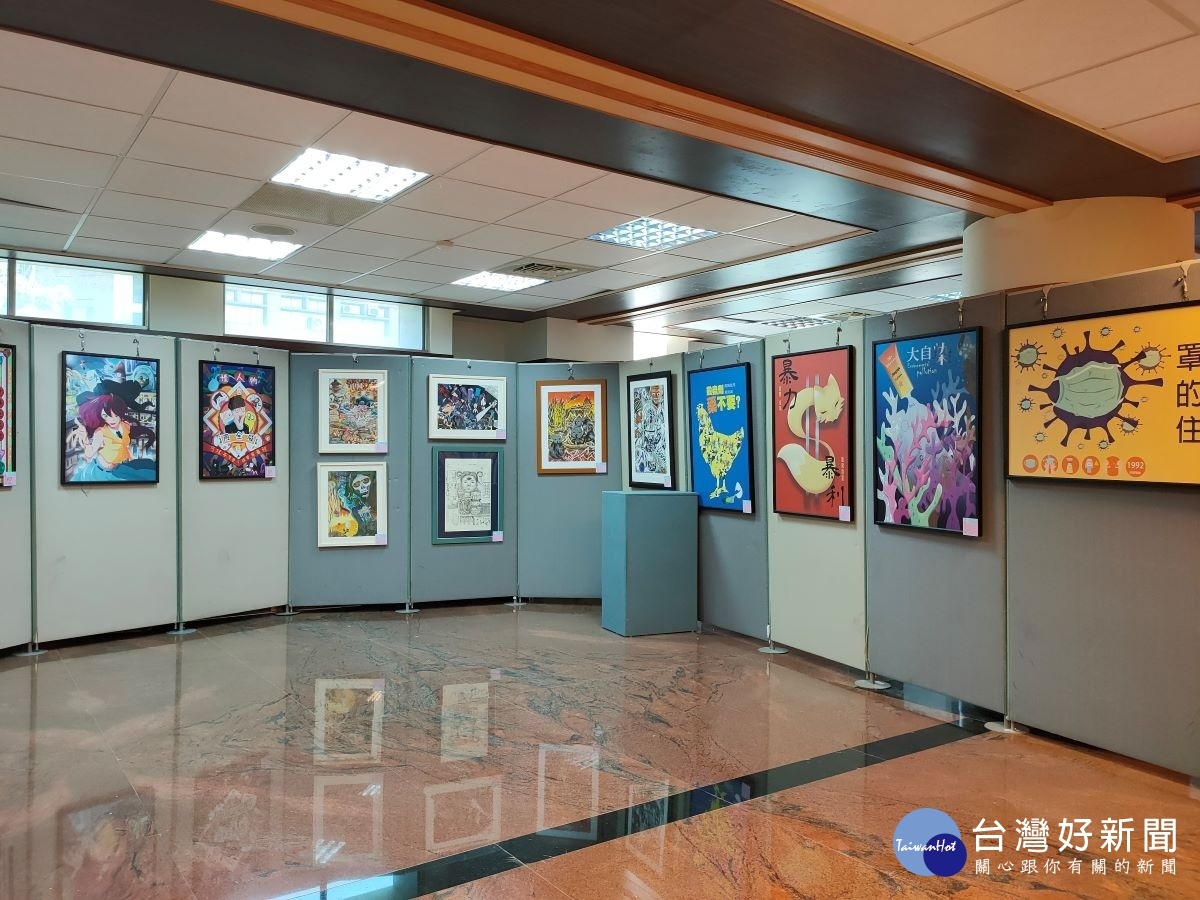 首屆中區高中職校設計藝術觀摩展　學生以藝會友 台灣好新聞 第11張