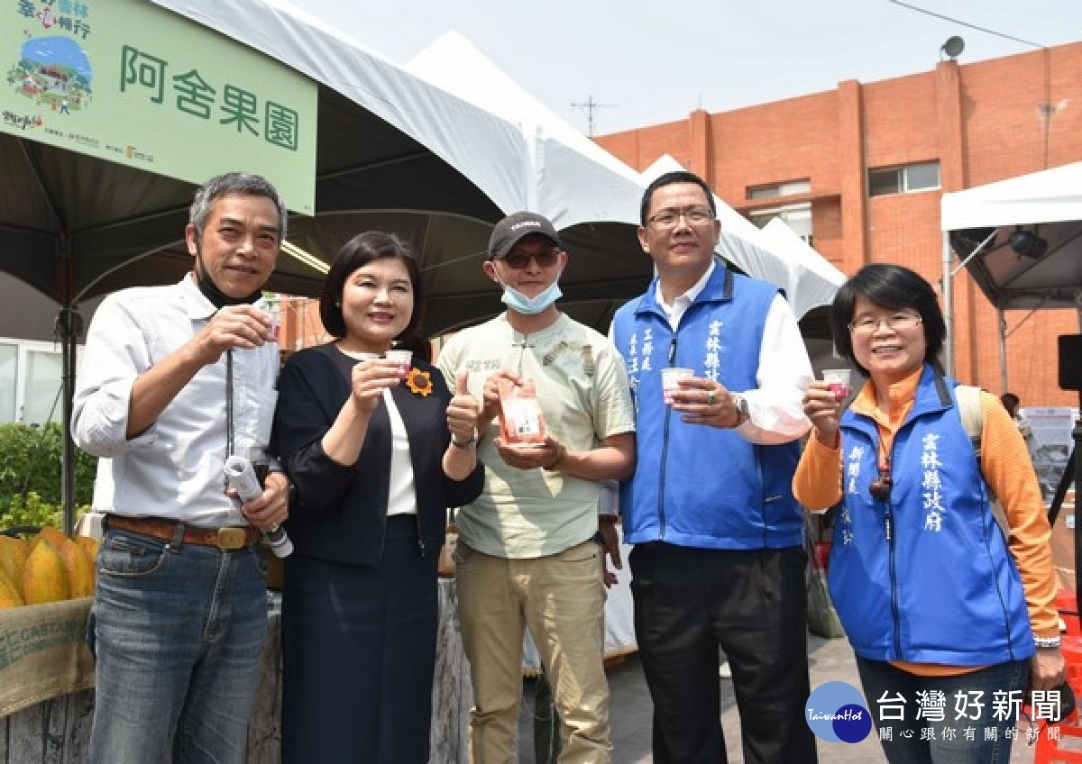 雲林縣政府執行「虎尾及北港朝天宮周邊街道系統整合串接改善計畫」有成，特舉辦「友好園遊會」與鄉親分享公共工程改善之成果。