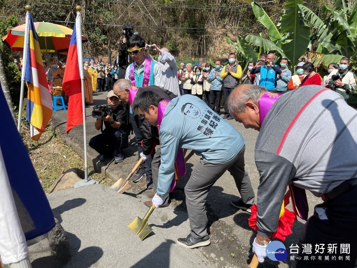 槌仔崎橋擴建動土。