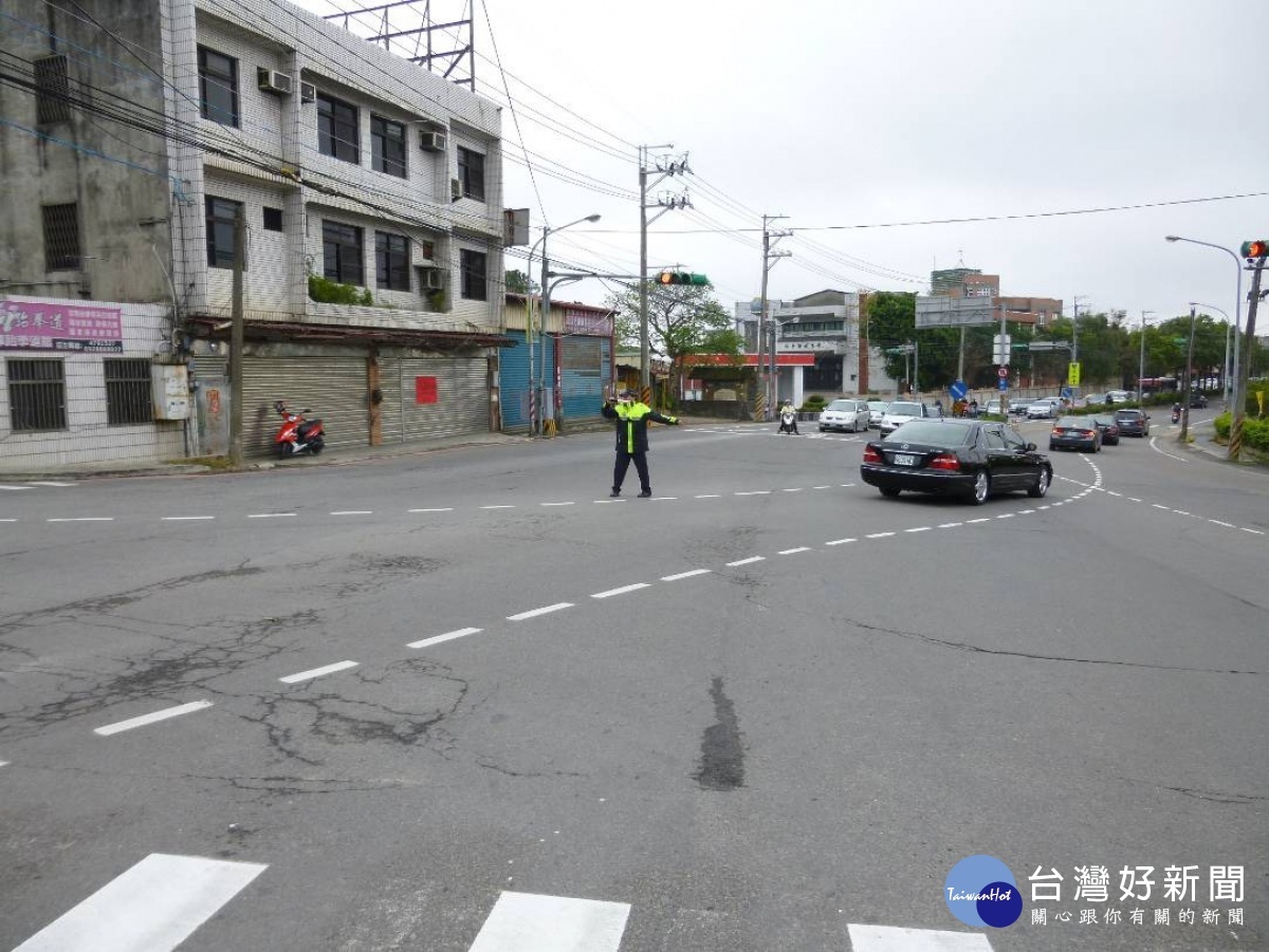 龍潭警察分局110年龍潭區公墓公園春祭與清明節連續假期交通疏導管制