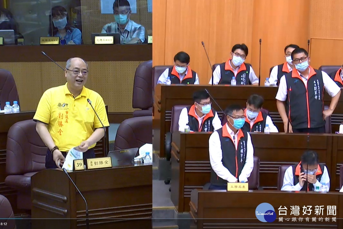 物價上揚及缺工不敷重建成本,桃園市議員劉勝全為航空城拆遷戶發聲,質詢市府工務局長賴宇亭。