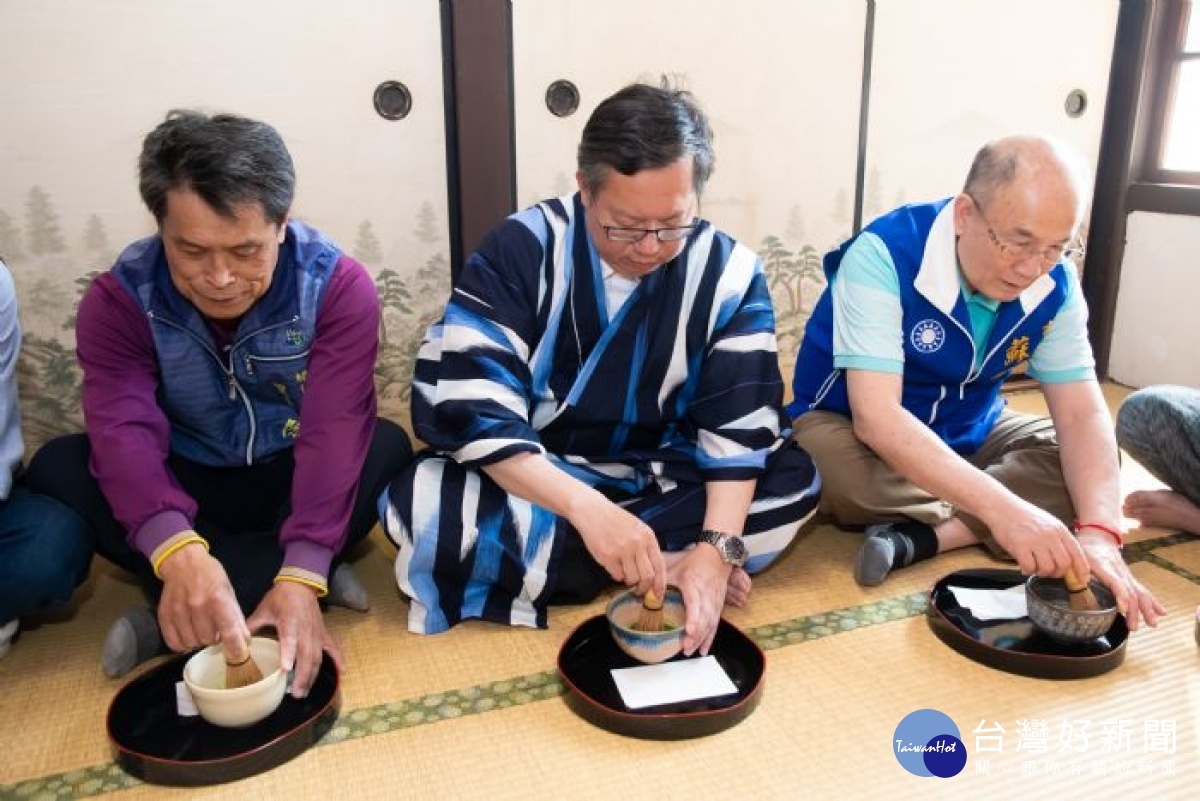 鄭市長體驗學習日本茶道