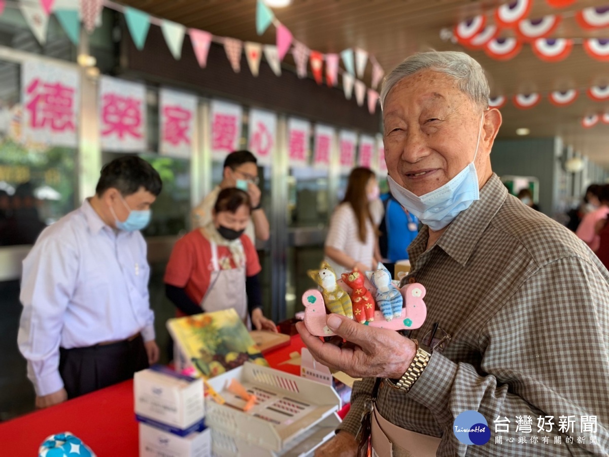 八德榮家愛心義賣 跳蚤市集盛大開跑