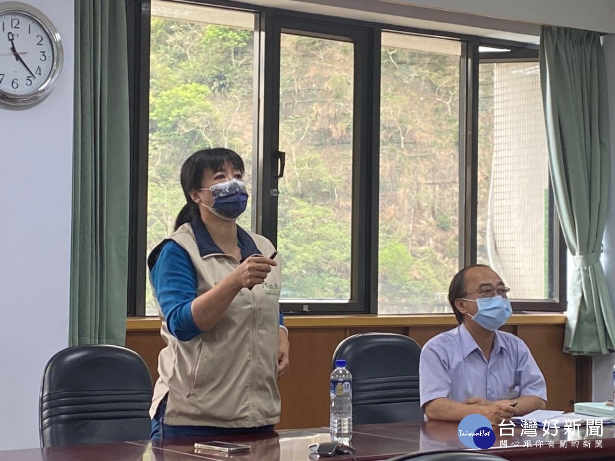 蔡培慧強調,危機也是轉機,希望台灣儘早遠離疫情與旱象,非常感謝陸軍52工兵群、台電、水利署共同處理清淤的行動力,汛期來時才有更多的容量能儲存雨水。