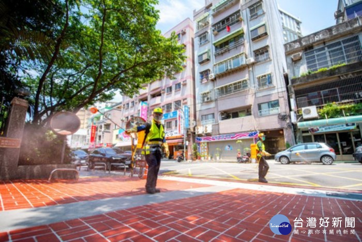 桃園市防疫消毒大隊於109年訓練成軍,目前共有193位防疫消毒隊員