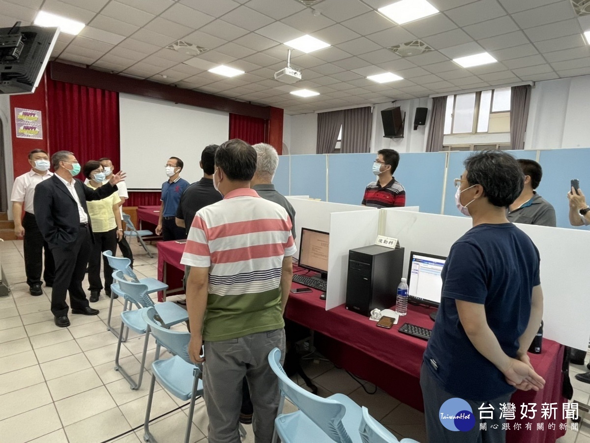呂局長要同仁注意安全。(中興分局提供)