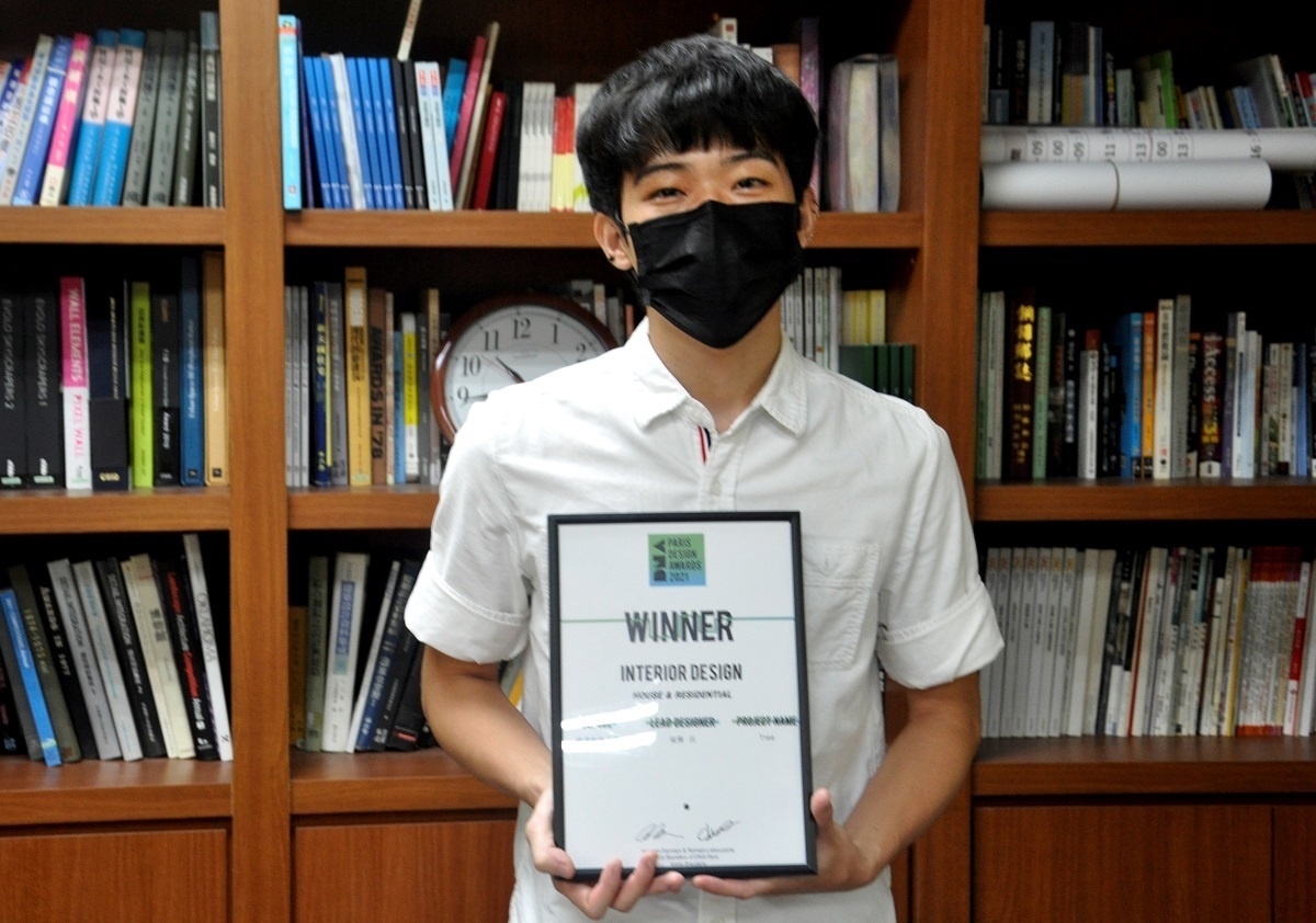 呂冠儒畢業於員林農工建築科，首次參加國際比賽就得獎。
