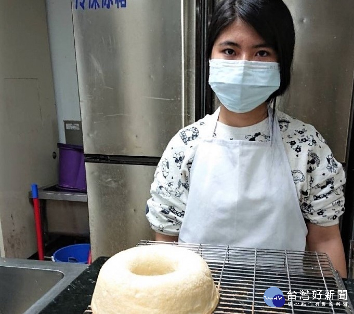 三民高中國中部張芯菱同學獲得食品職群烘焙主題第1名