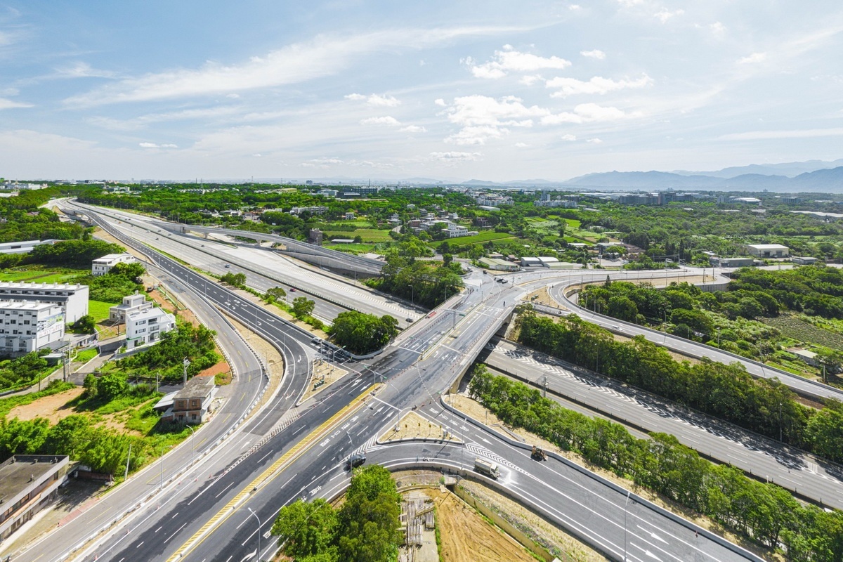 國道3號增設高原交流道工程。
