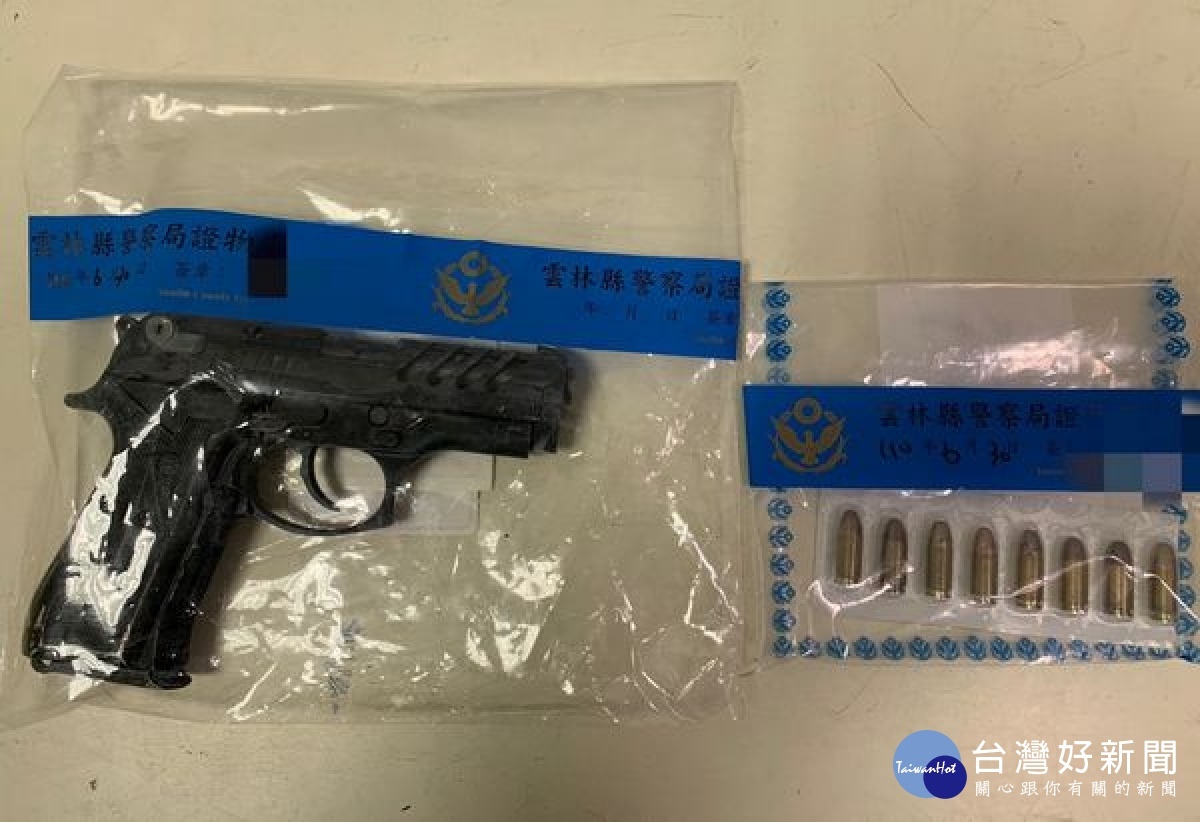雲林縣警局除致力協助防疫工作外,結合青春專案針對易衍生治安狀況案件強力掃蕩,擴大預防犯罪宣導,減少青少年受害。