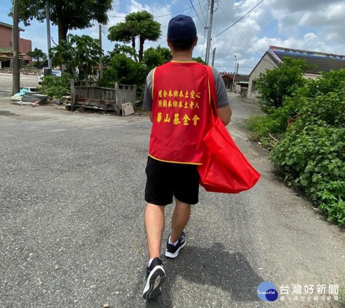 在疫情衝擊下，雲林華山基金會愛心天使站捐款銳減近五成，亟待社會各界協助，一起挺過難關。