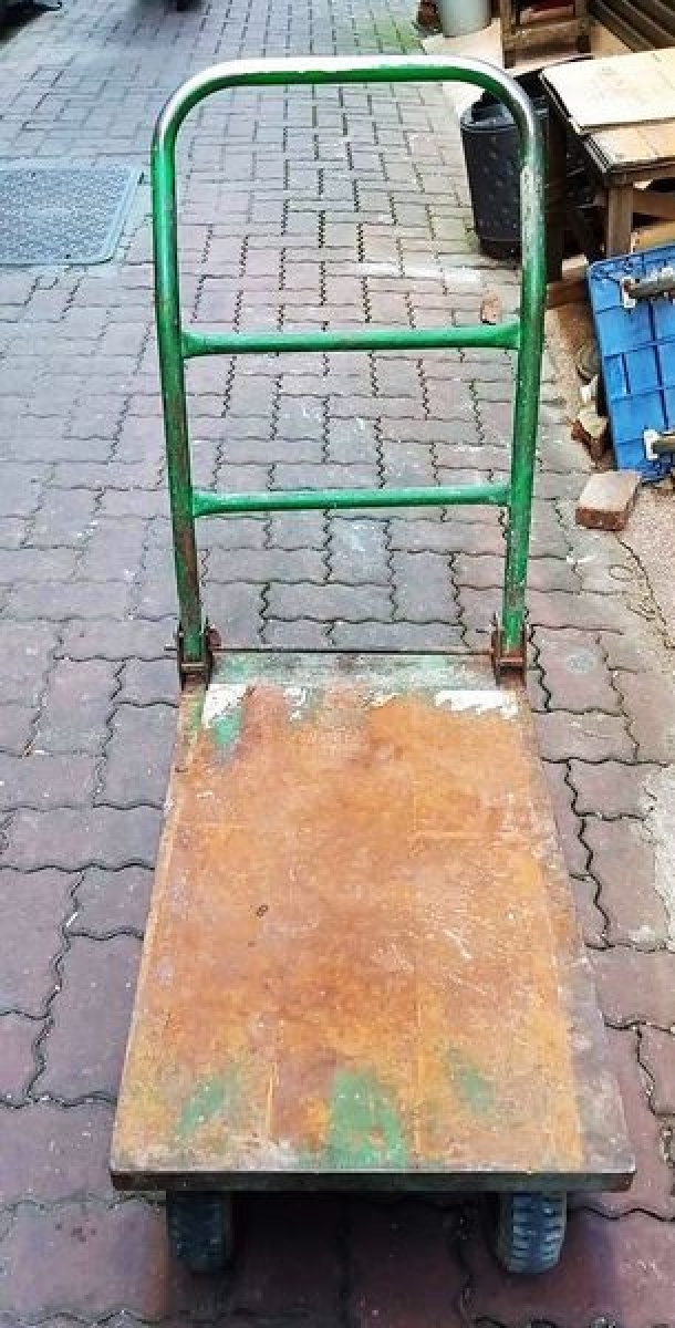 水林警方看到民眾遺失推車訊息後主動出擊,約半天時間即替失主追回生財工具,民眾發文感謝警方效率一級棒。