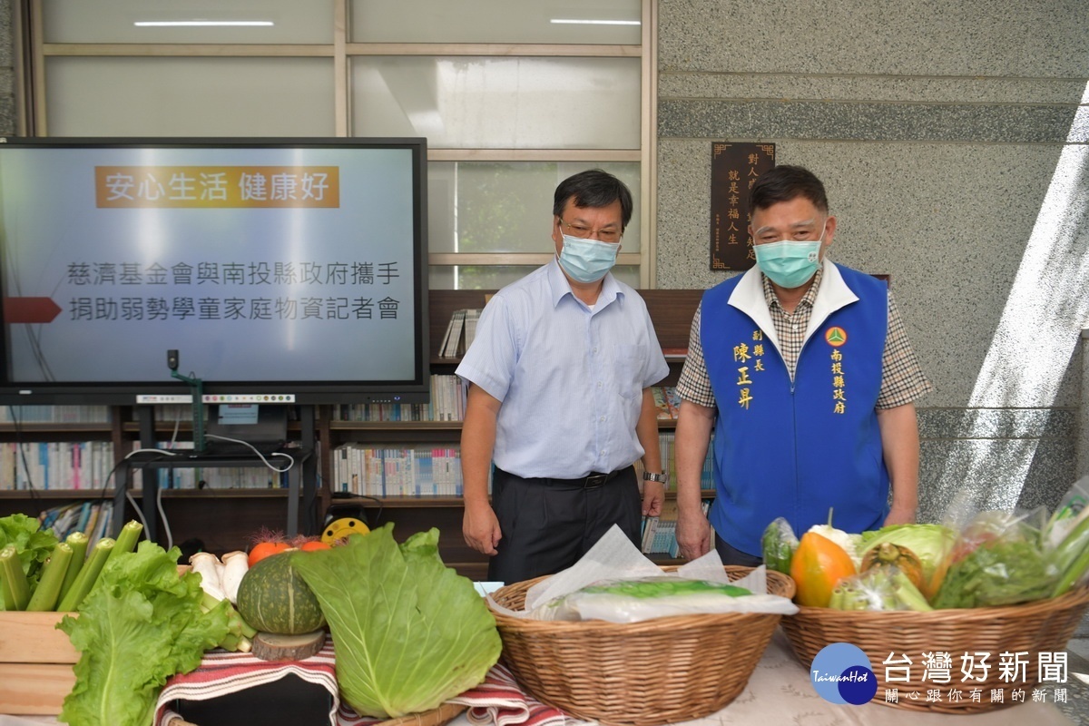 蔬果箱13日起配送到各學校。（縣府提供）