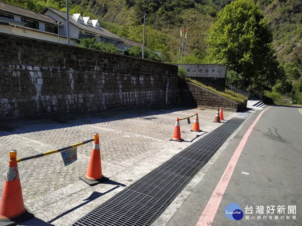 -停車場容留數40%車流管制